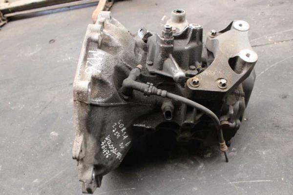 BOITE DE VITESSE MANUEL  OPEL CORSA D 1.2 ESSENCE CODE M26 ( 5 VITESSES ) - Vue 2